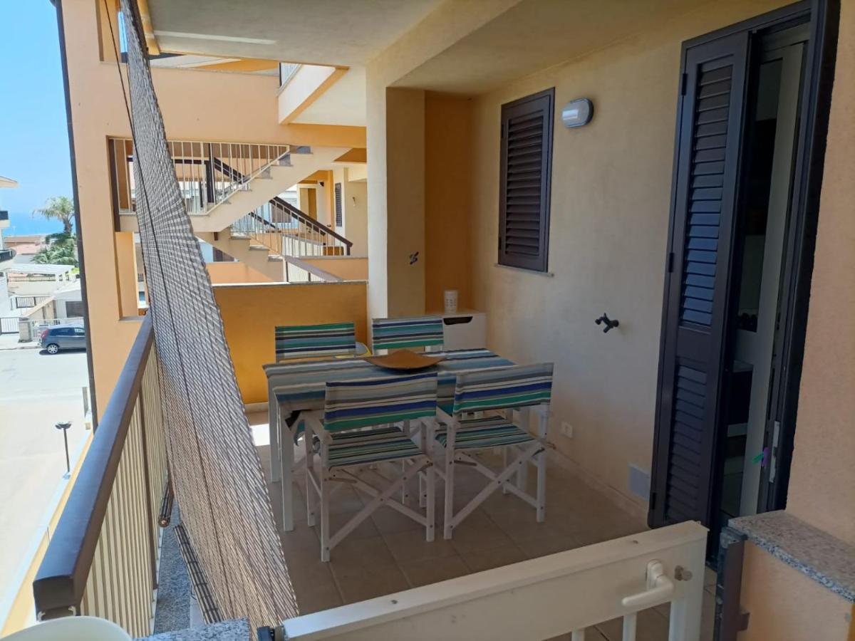 Casa Vacanze Il Giardino Dei Girasoli Marina di Ragusa Exterior photo